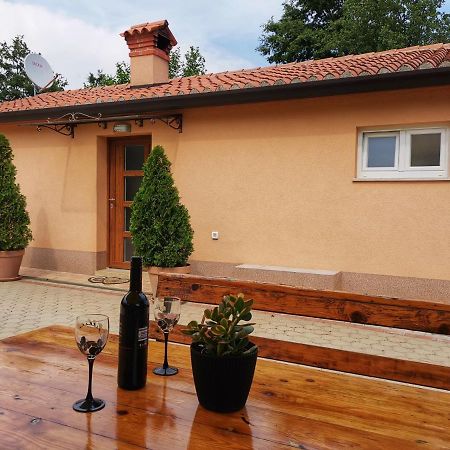 Holiday House Nela Labin  Buitenkant foto