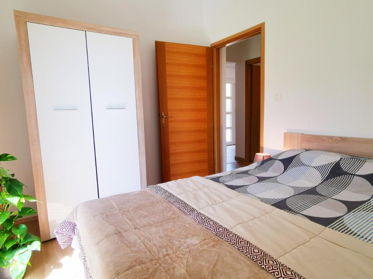 Holiday House Nela Labin  Buitenkant foto
