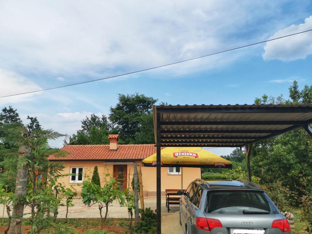 Holiday House Nela Labin  Buitenkant foto